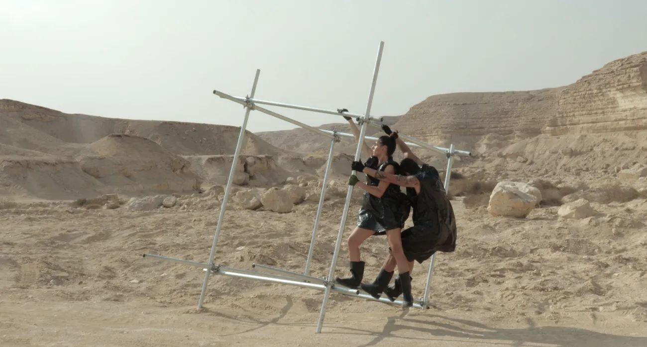 QUARTO, Moving Landscapes, performance and video installation, 2023, credits: Mary Ibrahim